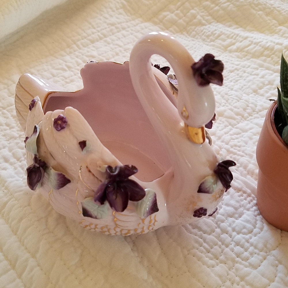 Vintage Lefton handpainted China swan planter - Picture 2 of 8